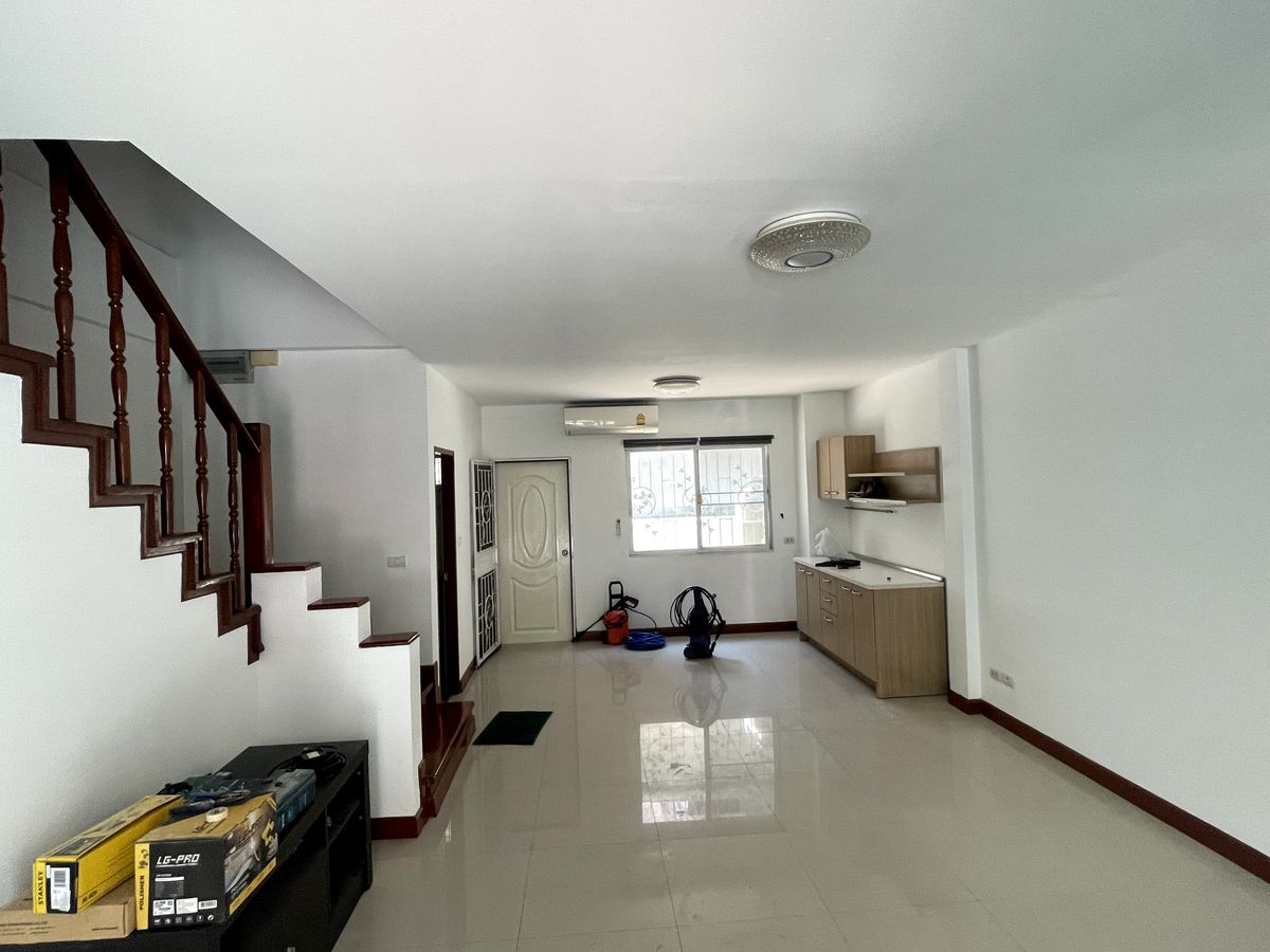 Tao Hames, Suriya Perfect, 2 floors, 3 bedrooms, 2 bathrooms, beautiful, ready to be near Mega Bangna, Permanent Temple – รูปที่ 4