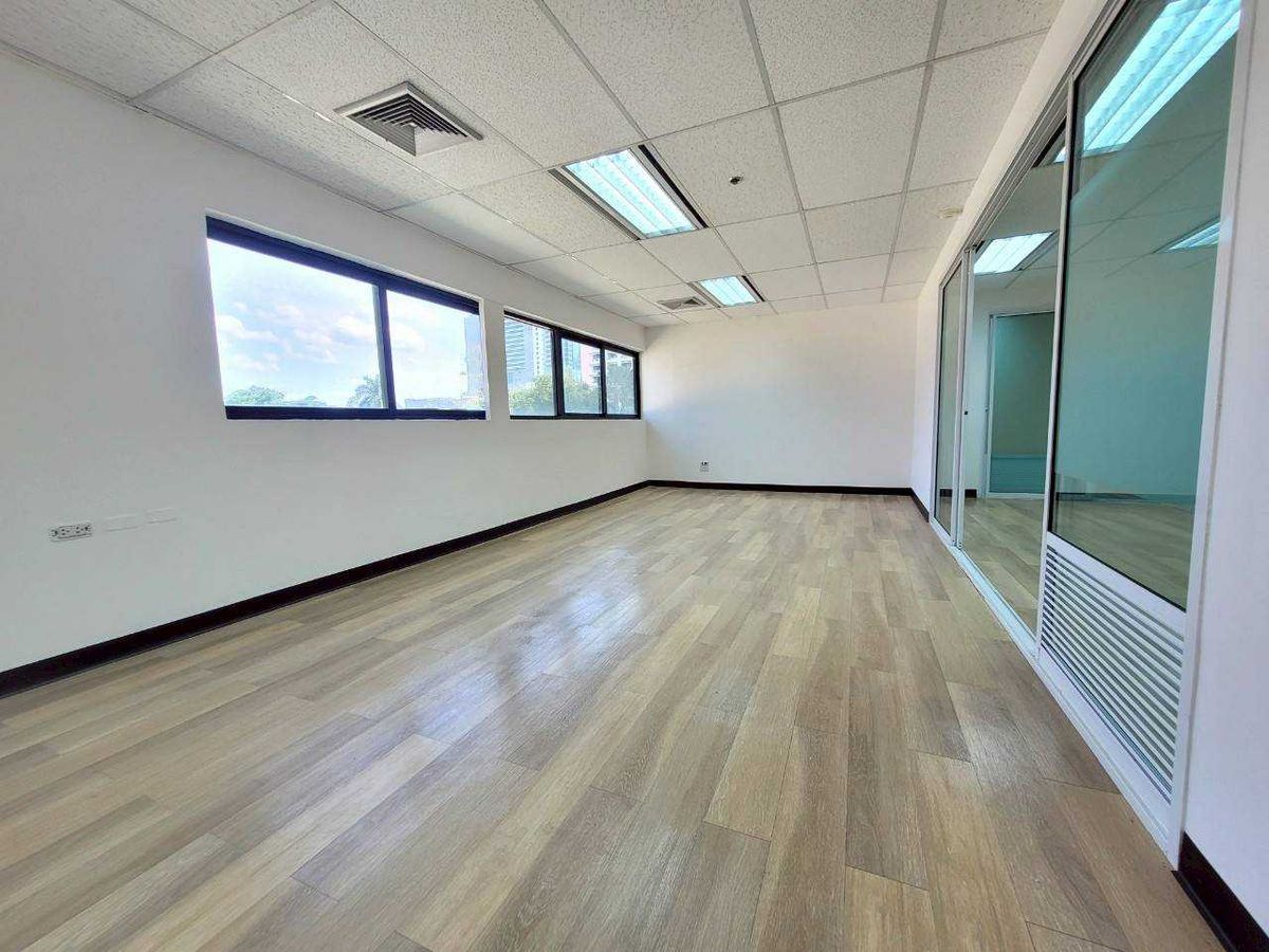 ให้เช่าพื้นที่สำนักงาน Sethiwan Tower ชั้น 4D พืนที่โล่ง 200 ตร.ม – รูปที่ 4