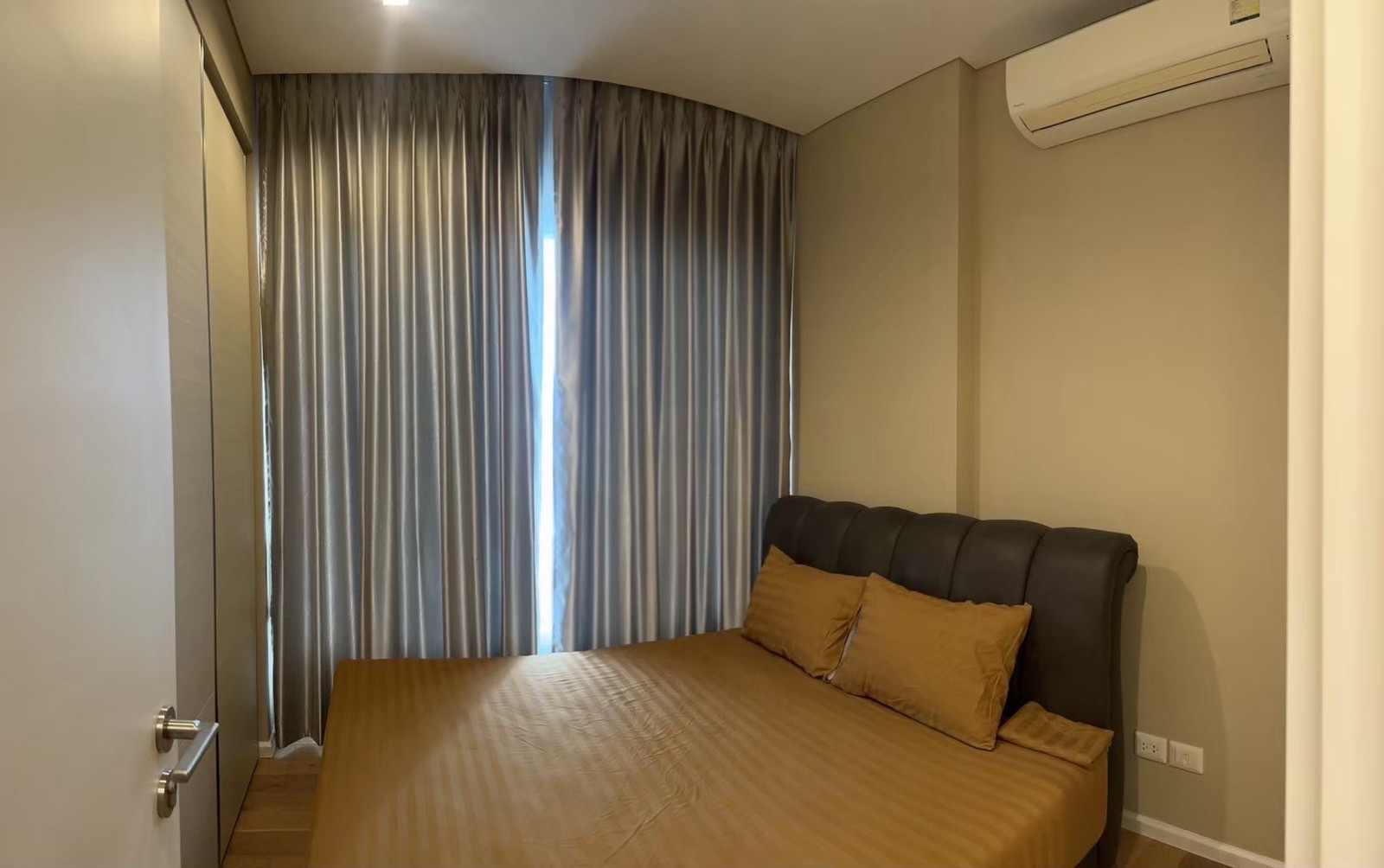 เช่า คอนโดเดอะ เซนต์ เรสซิเดนซ์ The Saint Residences ขนาด 1 ห้องนอน