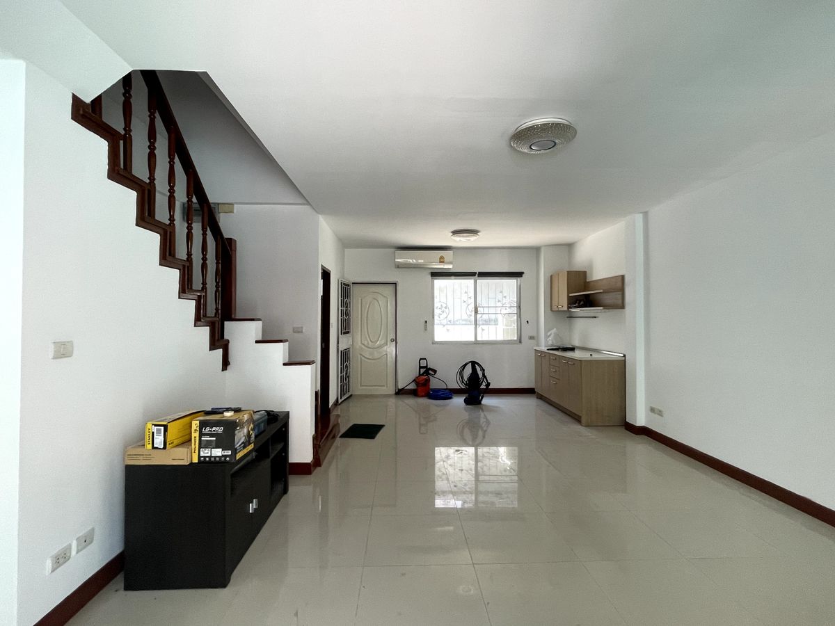 Tao Hames, Suriya Perfect, 2 floors, 3 bedrooms, 2 bathrooms, beautiful, ready to be near Mega Bangna, Permanent Temple – รูปที่ 3