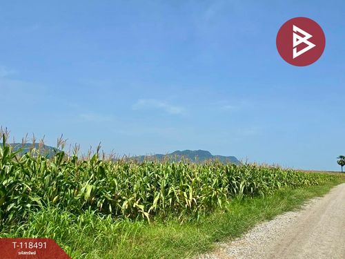 Land for sale in 18 rai 2 ngan 80.0 square wah, Tak Fah, Nakhon Sawan