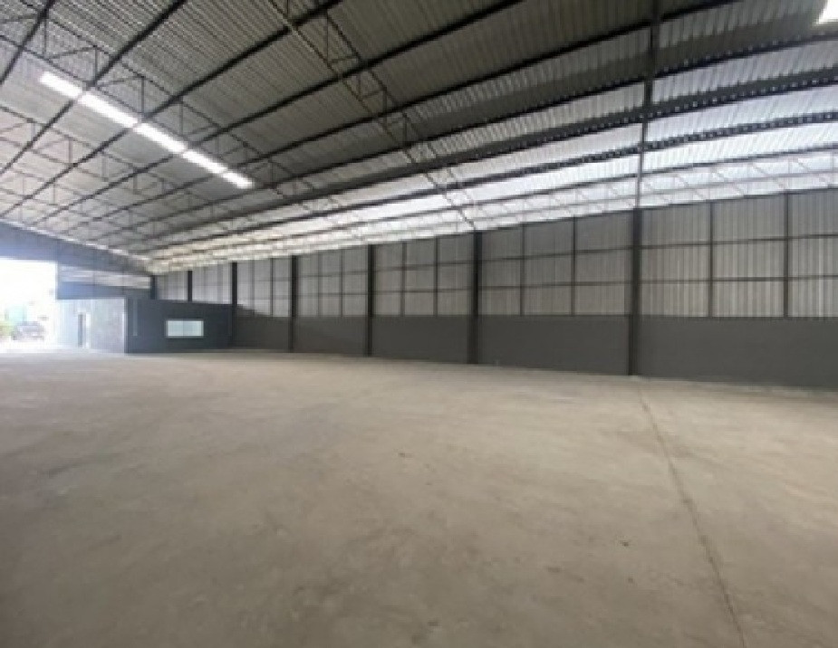 For Rent ให้เช่าโกดัง / พื้นที่ 500 ตารางเมตร / ทำเล ถนนบางนา ตราด-กม.5 เข้าซอยไม่ลึก / ทำเลดีมาก เข้าออกได้หลายทาง รถใหญ่ , รถเทรลเลอร์ 40 ฟุต เข้าออกสะดวก For Rent ให้เช่าโกดัง / พื้นที่ 500 ตารางเมตร / ทำเล ถนนบางนา ตราด-กม.5 เข้าซอยไม่ลึก / ทำเลดีมาก เข้าออกได้หลายทาง รถใหญ่ , รถเทรลเลอร์ 40 ฟุต เข้าออกสะดวก