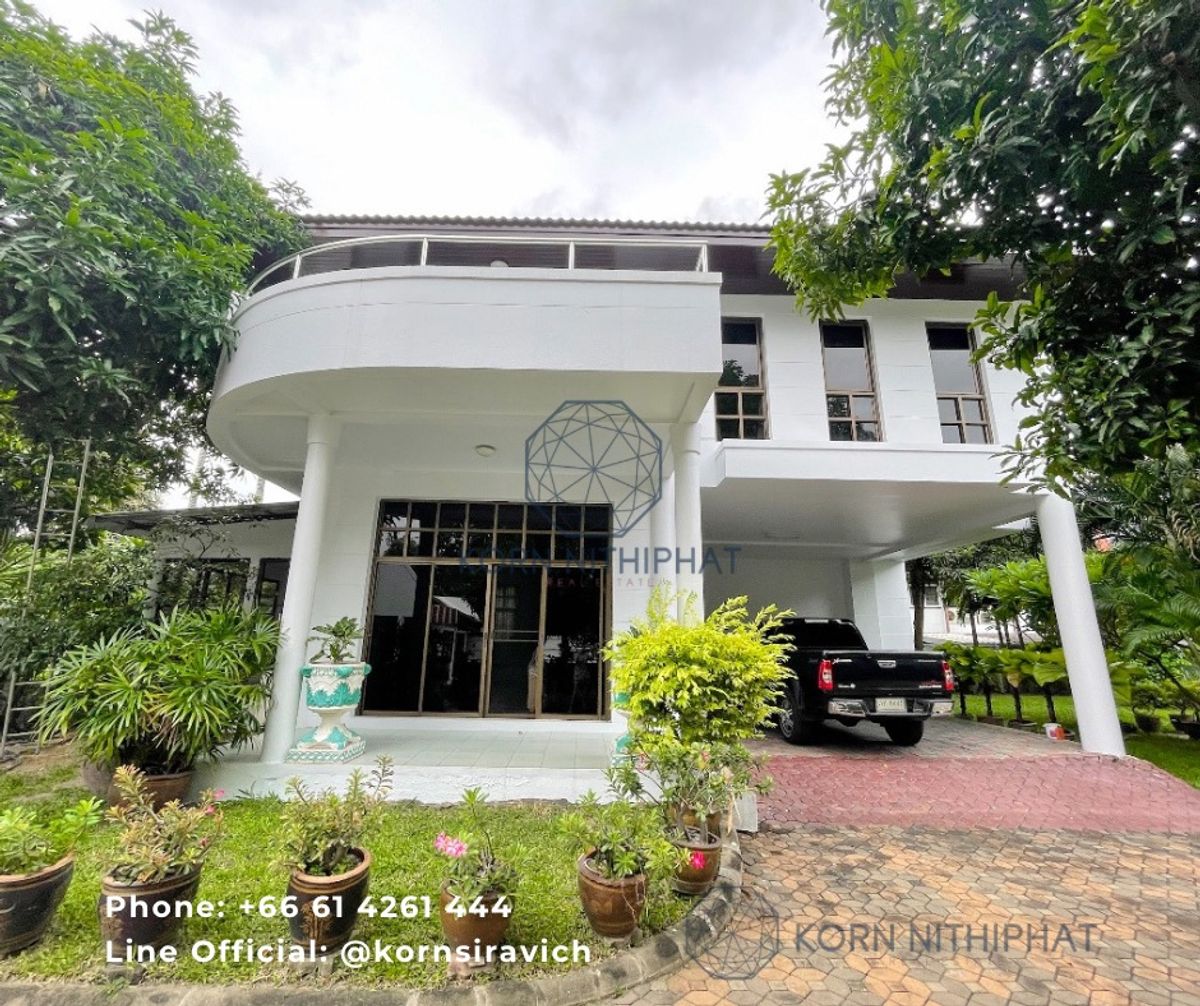 Private Residential Pet Friendly Home - Soi Soonvijai Thonglor / RCA / RAMA 9, Share Swimming Pool, Near KIS - Anglo - Shrewsbury - Prep - Trail International School Private Residential Pet Friendly Home - Soi Soonvijai Thonglor / RCA / RAMA 9, Share Swimming Pool, Near KIS - Anglo - Shrewsbury - Prep - Trail International School