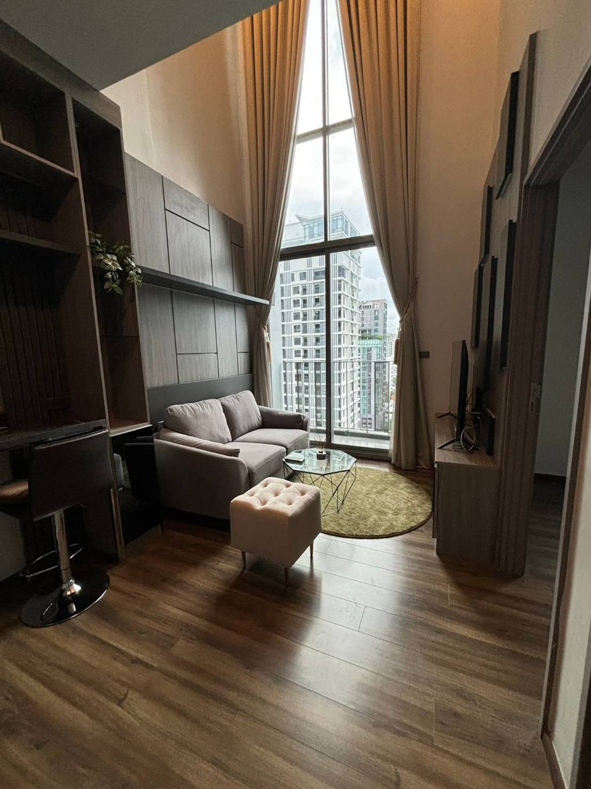 ✨Ceil by Sansiri✨2 beds 2 baths, Size 60 sqm., near BTS / MRT Ekkamai (1.4 km) Tel.0982645161 
