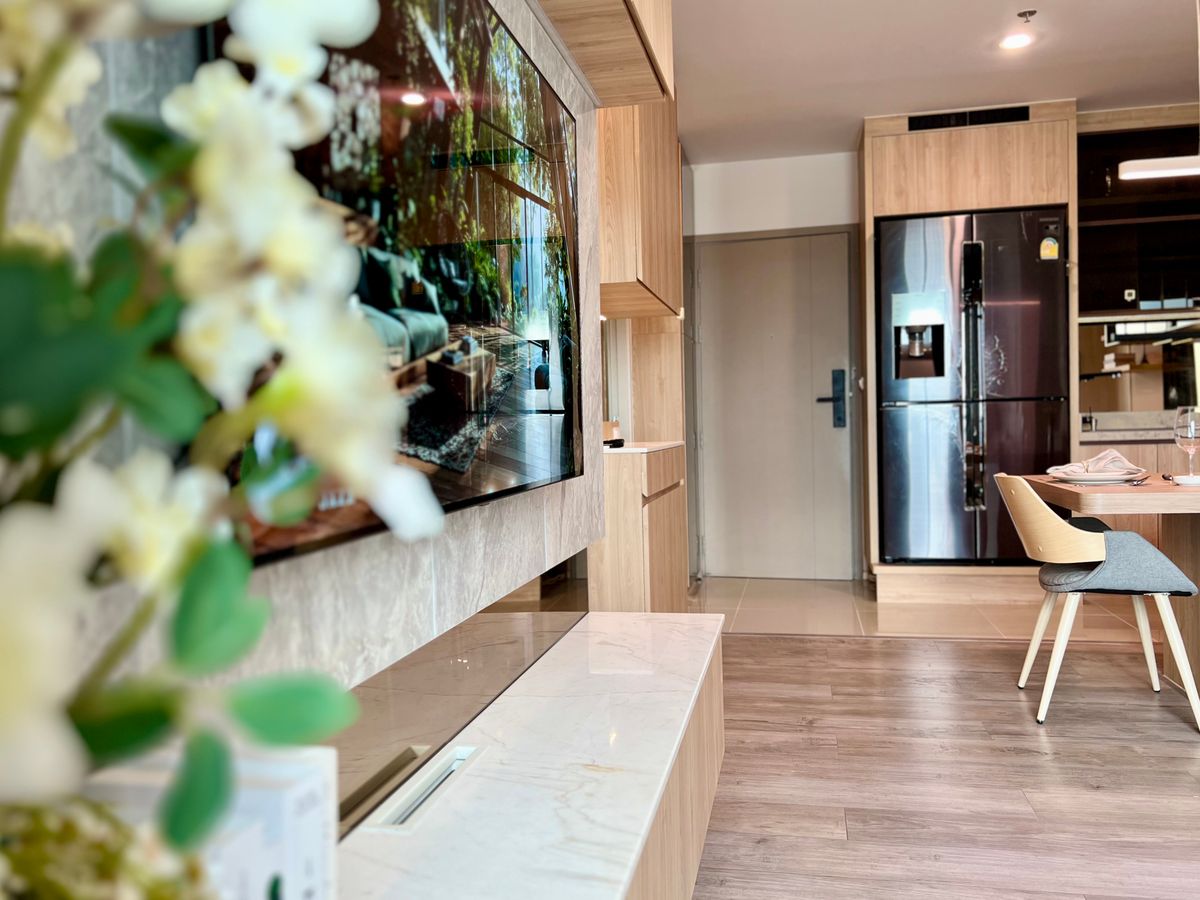 Come and see this beautiful condo @ Bangsue ! 2 Bedroom 62 Sqm. Modern Japan style 6.49 Mb