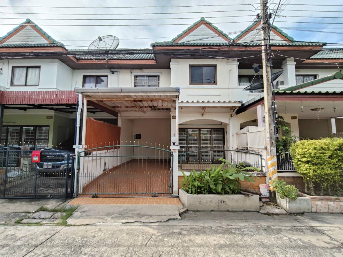 For Sale Townhouse/Townhome  , BAAN HONG PRAYOON 3 , wide frontage , Bang Rak Phatthana , Bang Bua Thong , Nonthaburi , CX-126988