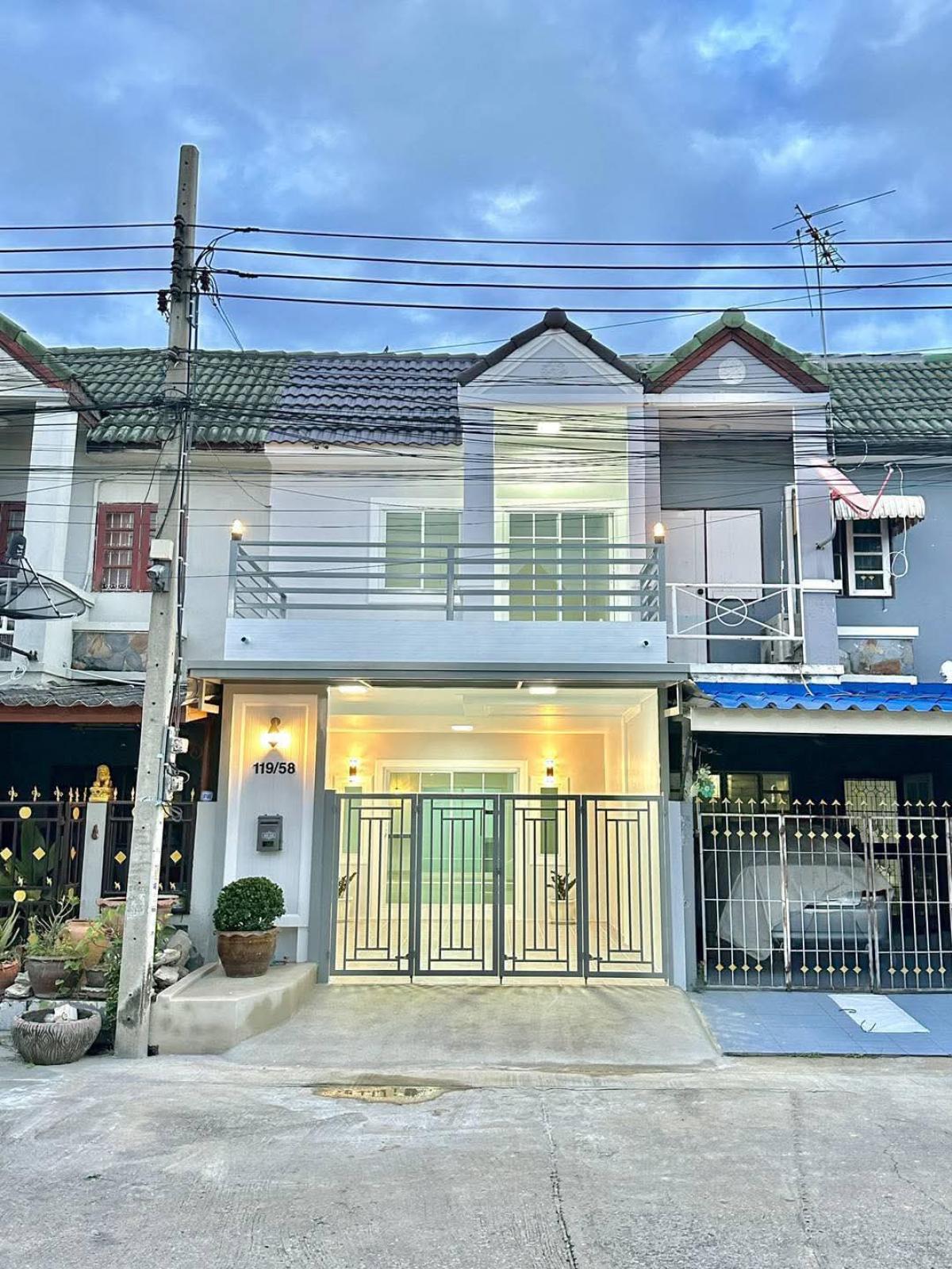 ขายทาวน์เฮ้าส์/ทาวน์โฮม  บ้านรัตนธานี (บางบัวทอง) รีโนเวทใหม่ บางรักพัฒนา บางบัวทอง นนทบุรี CX-125315