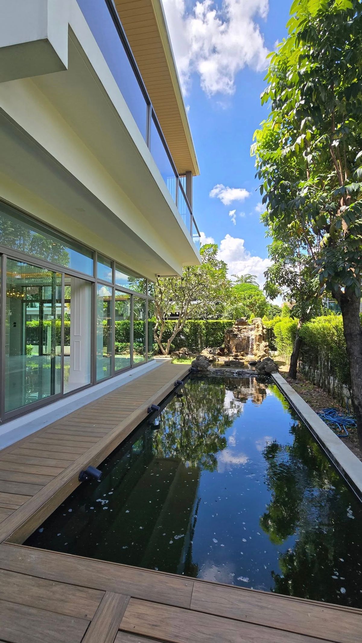 Reduce the most force from 49.9 million baht to only 39.9 million baht. The new house has never been in. Luxury built -in, worth nearly 10 million baht. Perfect Masterpiece Century Ramkhamhaeng 164, a luxurious single house after the best location in the Reduce the most force from 49.9 million baht to only 39.9 million baht. The new house has never been in. Luxury built -in, worth nearly 10 million baht. Perfect Masterpiece Century Ramkhamhaeng 164, a luxurious single house after the best location in the