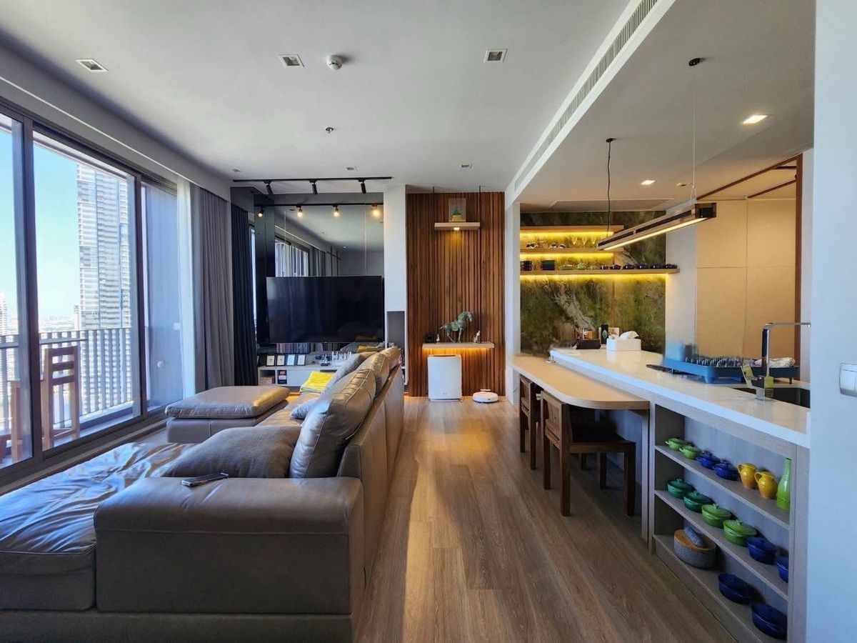 🔥For Sale and Rent📍Rhythm Charoenkrung Pavillion 📍3 bedrooms 135 Sq.m.📍100,000 THB/Month Selling Price :30,000,000 Call/Line : 0954597992
