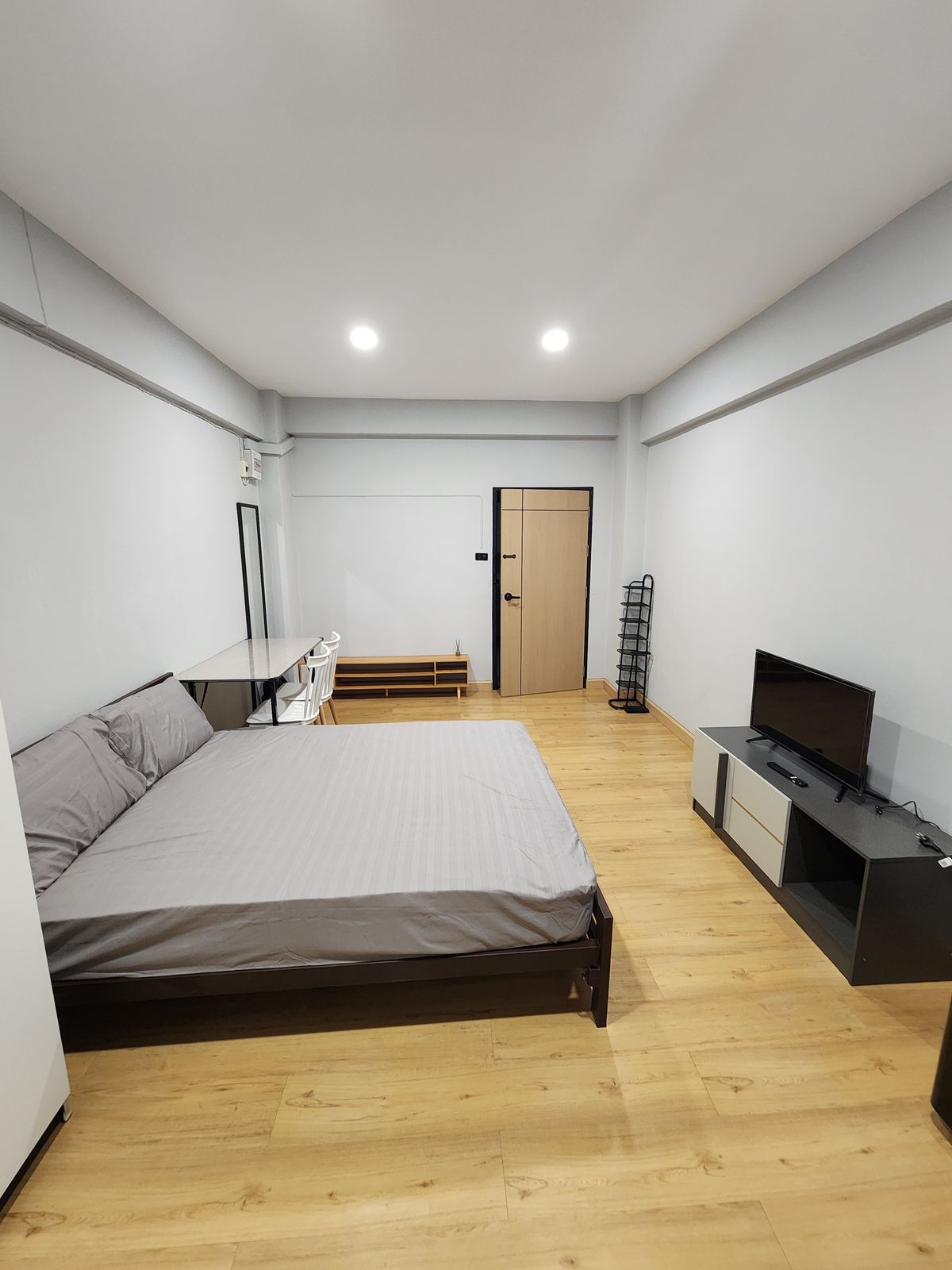 ขายคอนโด 🏡ใกล้รถไฟฟ้าแอร์พอร์ตลิงค์รามคำแหง () – รูปที่ 4
