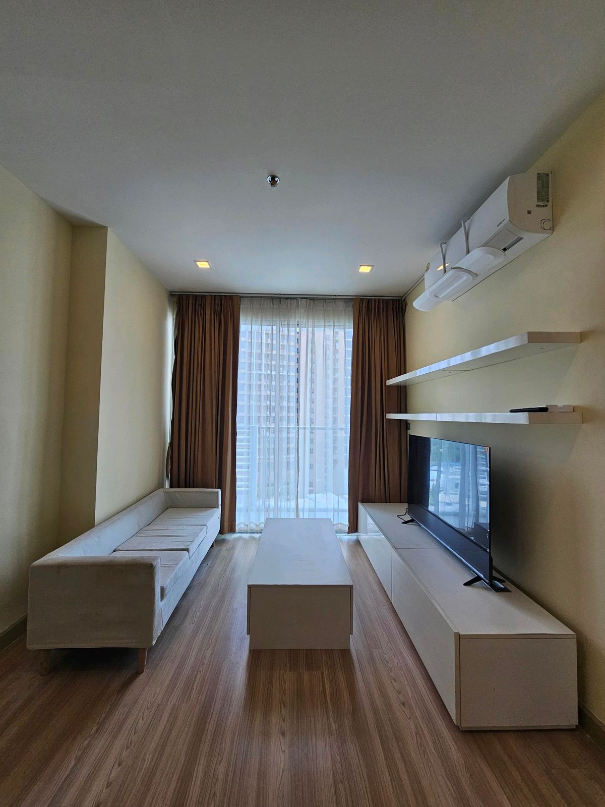 For rent 🔥 Skywalk Condo 1 bedroom ready to move in. For rent 🔥 Skywalk Condo 1 bedroom ready to move in.