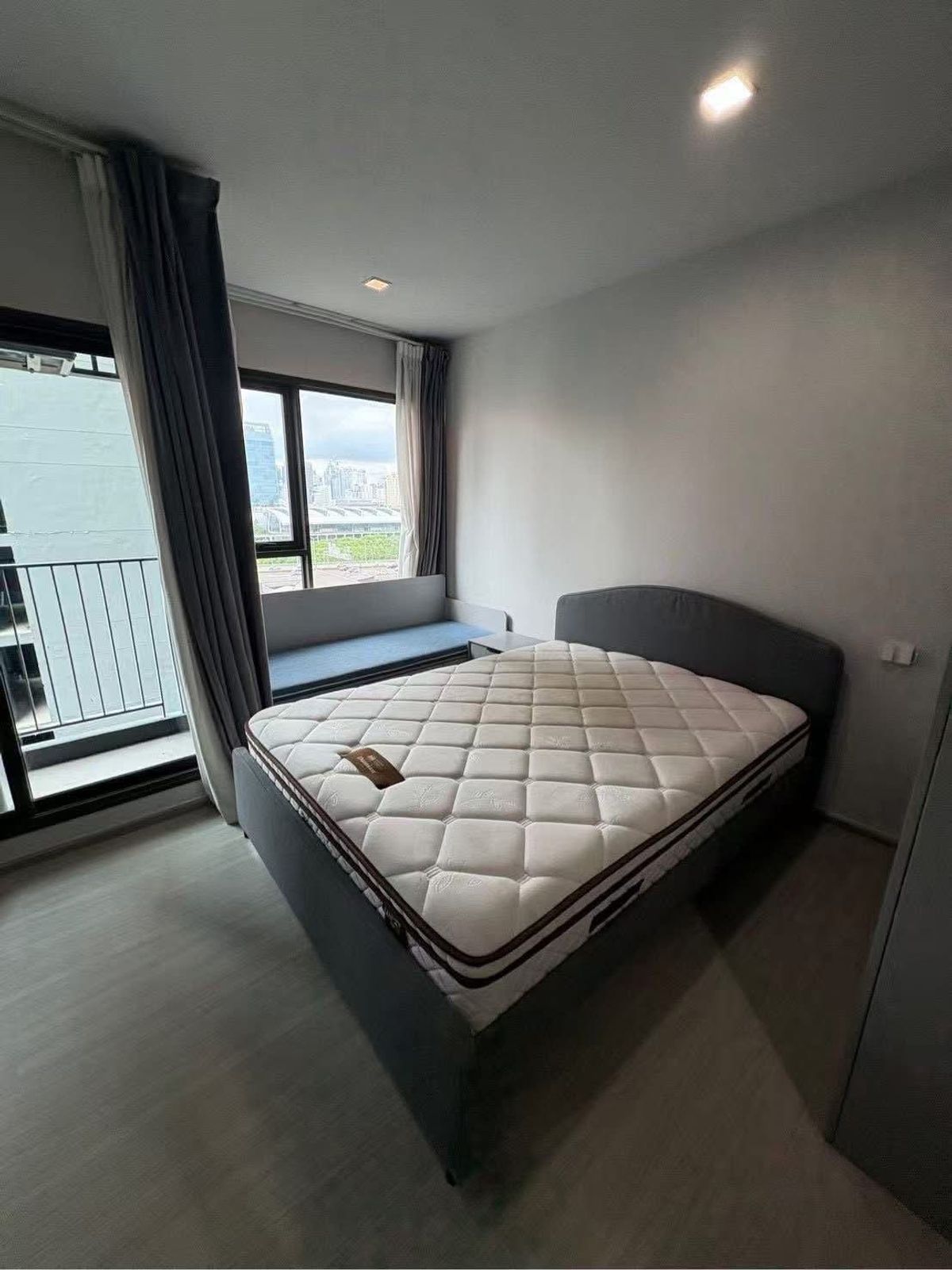 ขายคอนโด Life Asoke-Rama 9 ราคา 3,080,000 บาท [JNsr250801]