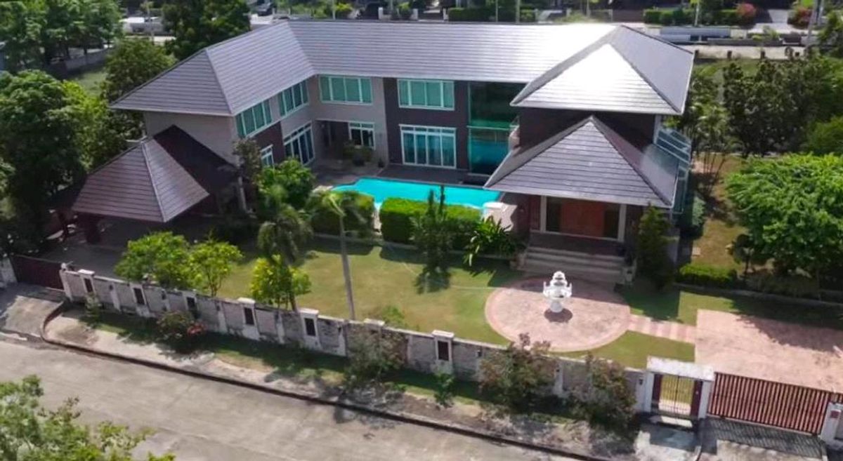 🚩บ้านใหญ่ 1 ไร่ ปัญญาอินทรา P4 พลูวิลล่า #Pool Villa สำหรับครอบครัวใหญ่หรือบริษัท 🚩บ้านใหญ่ 1 ไร่ ปัญญาอินทรา P4 พลูวิลล่า #Pool Villa สำหรับครอบครัวใหญ่หรือบริษัท