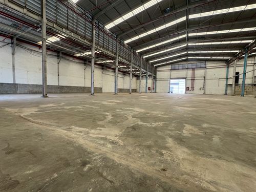 Factory for rent in Bang Bua Thong, Nonthaburi, 4th floor, size 2400 sq m. TW8-03525