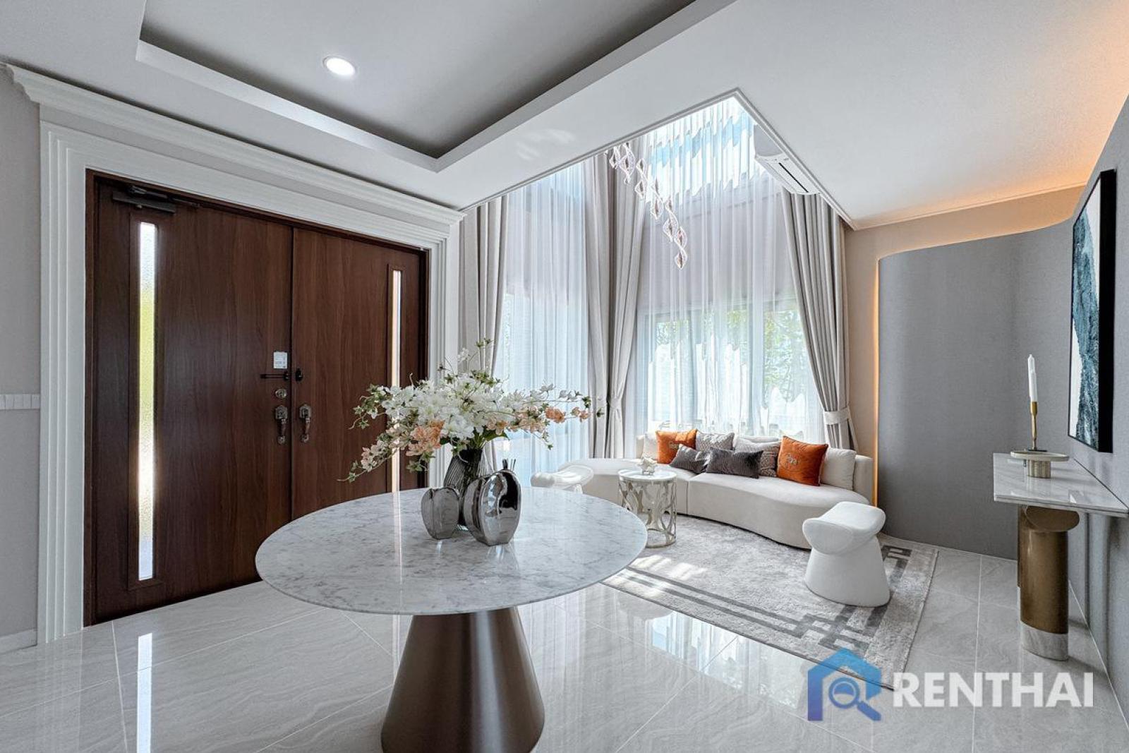 บ้านหลังใหญ่ ขายดีมาก บ้านใหม่ พรีเซลล์ ทำเลติดถนน 36 เดินทางง่าย – รูปที่ 3