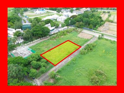 Land for sale, Soi Panchasap Village, 240 sq w, near Borommaratchachonnani Road, only 700 m. DD