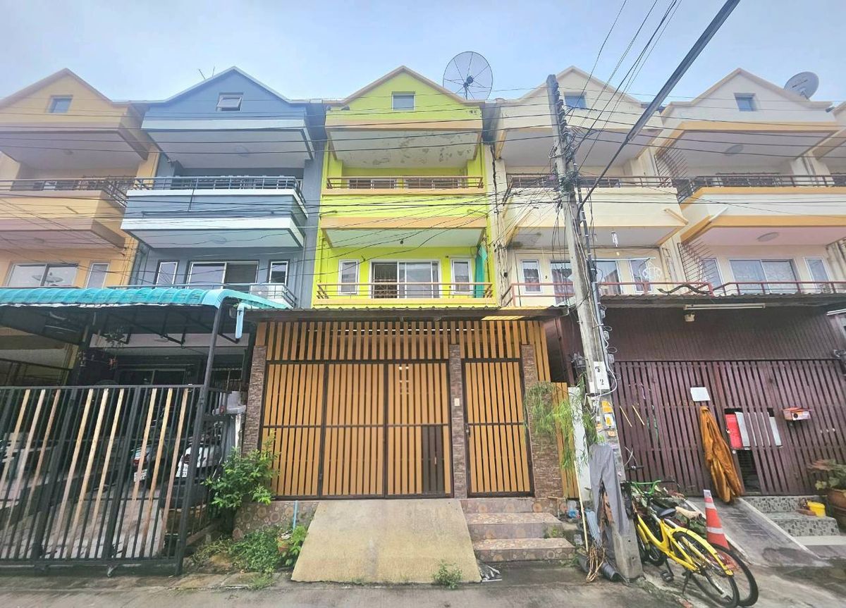 🏠ขายทาวน์เฮ้าส์ 4 ชั้น หมู่บ้าน นิลลดา ประชาอุทิศ 72 ขายตามสภาพ 🏠ขายทาวน์เฮ้าส์ 4 ชั้น หมู่บ้าน นิลลดา ประชาอุทิศ 72 ขายตามสภาพ