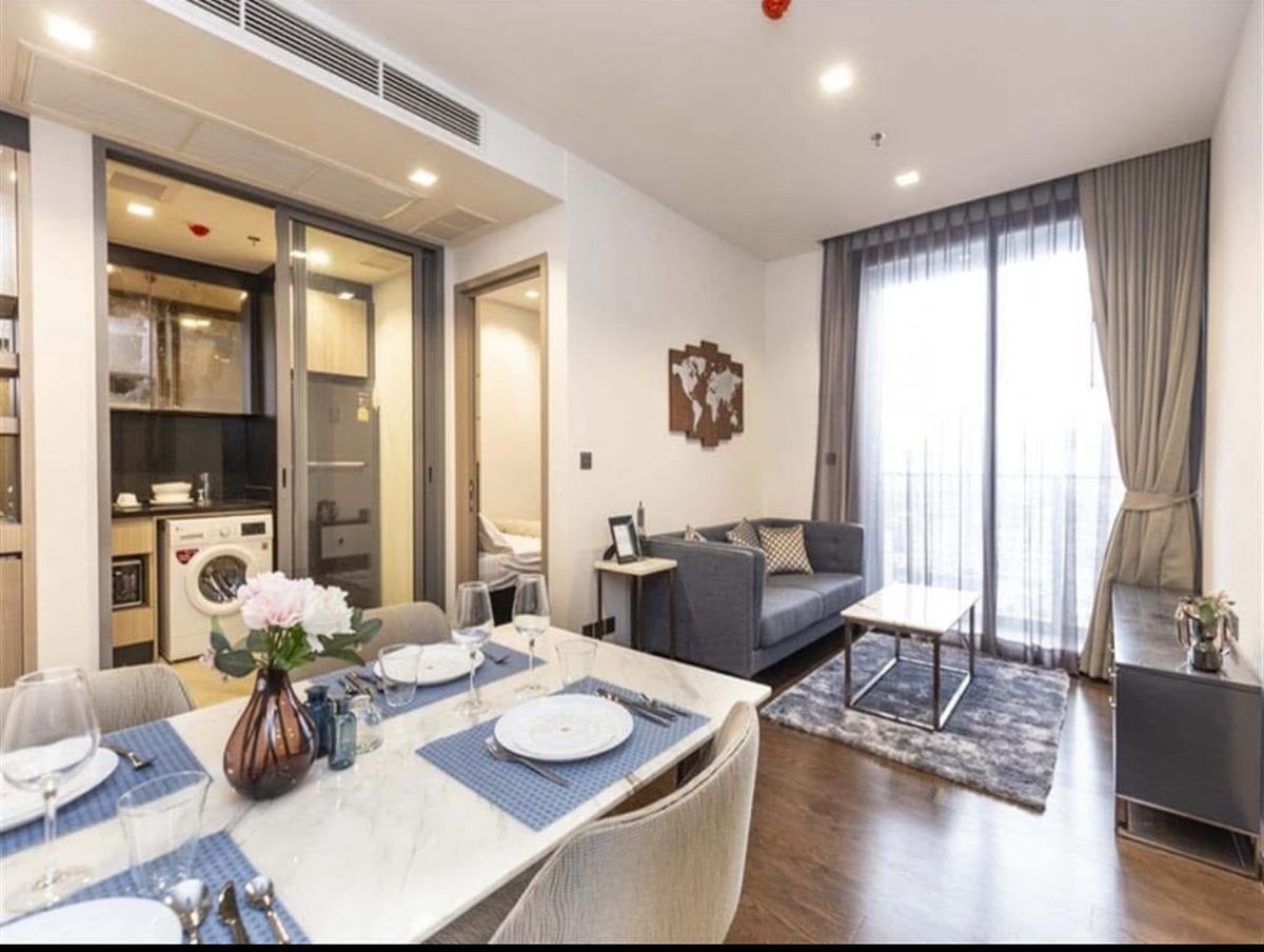 The middle and a variety of good locations in the heart of Ratchathewi. Appropriate number of units Not too crowded and ready to watch The middle and a variety of good locations in the heart of Ratchathewi. Appropriate number of units Not too crowded and ready to watch
