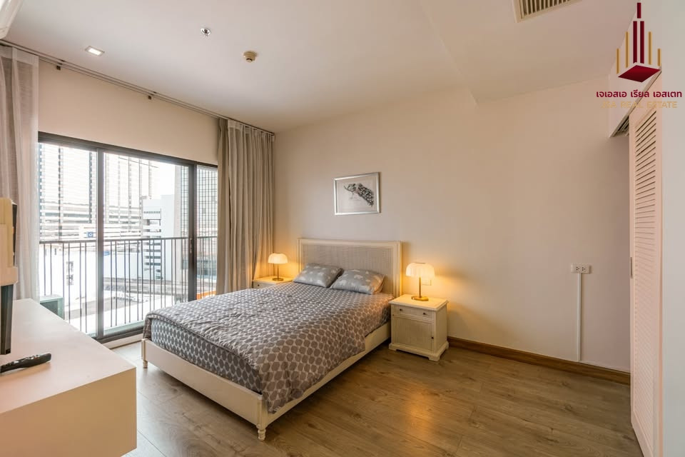 ✨ For Rent : Noble Reform  Condo ✨  💰 Only 30,000 THB/month