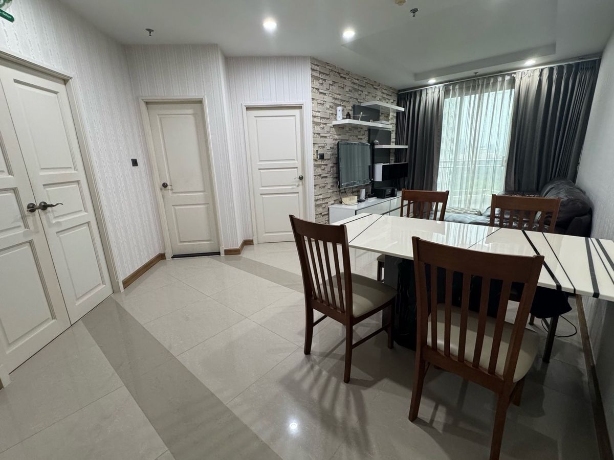 Urgent‼️ Selling Supalai Wellington 🌟 Pool view💦 2BR 2BR 2BalconiesForeigner Quata✅ Fully furnished with Air conditions, Fixed Parking Lot Urgent‼️ Selling Supalai Wellington 🌟 Pool view💦 2BR 2BR 2BalconiesForeigner Quata✅ Fully furnished with Air conditions, Fixed Parking Lot