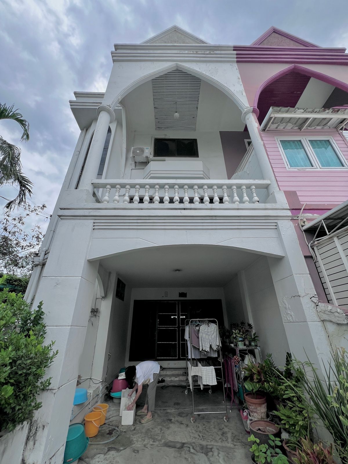 ขายด่วน ทาวน์โฮม 4 ห้องนอน 3 ห้องน้ำ 34 ตร.วา ซอย พัฒนาการ 20 แยก 6 พร้อมอยู่ 