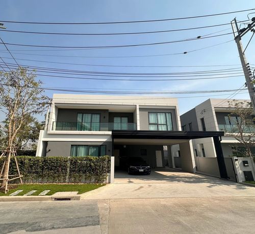 ♦ Swimming Pool View ♦ Detached house 2 storey 74.40 sq.w., 299.00 sq.m. | 4 bedrooms 5 bathrooms | Near Mega Bangna 5 minutes, Princ Hospital Suvarnabhumi 14 minutes