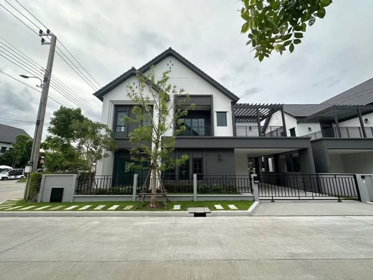 ให้เช่า 🏡 หมู่บ้าน Centro บางนา ใกล้ Mega bangna เพียง 800 เมตร 🏠แบบบ้าน Angelo แบบบ้านใหญ่ที่สุด หลังมุม วิวสวน ติดถนนเมน – รูปที่ 2