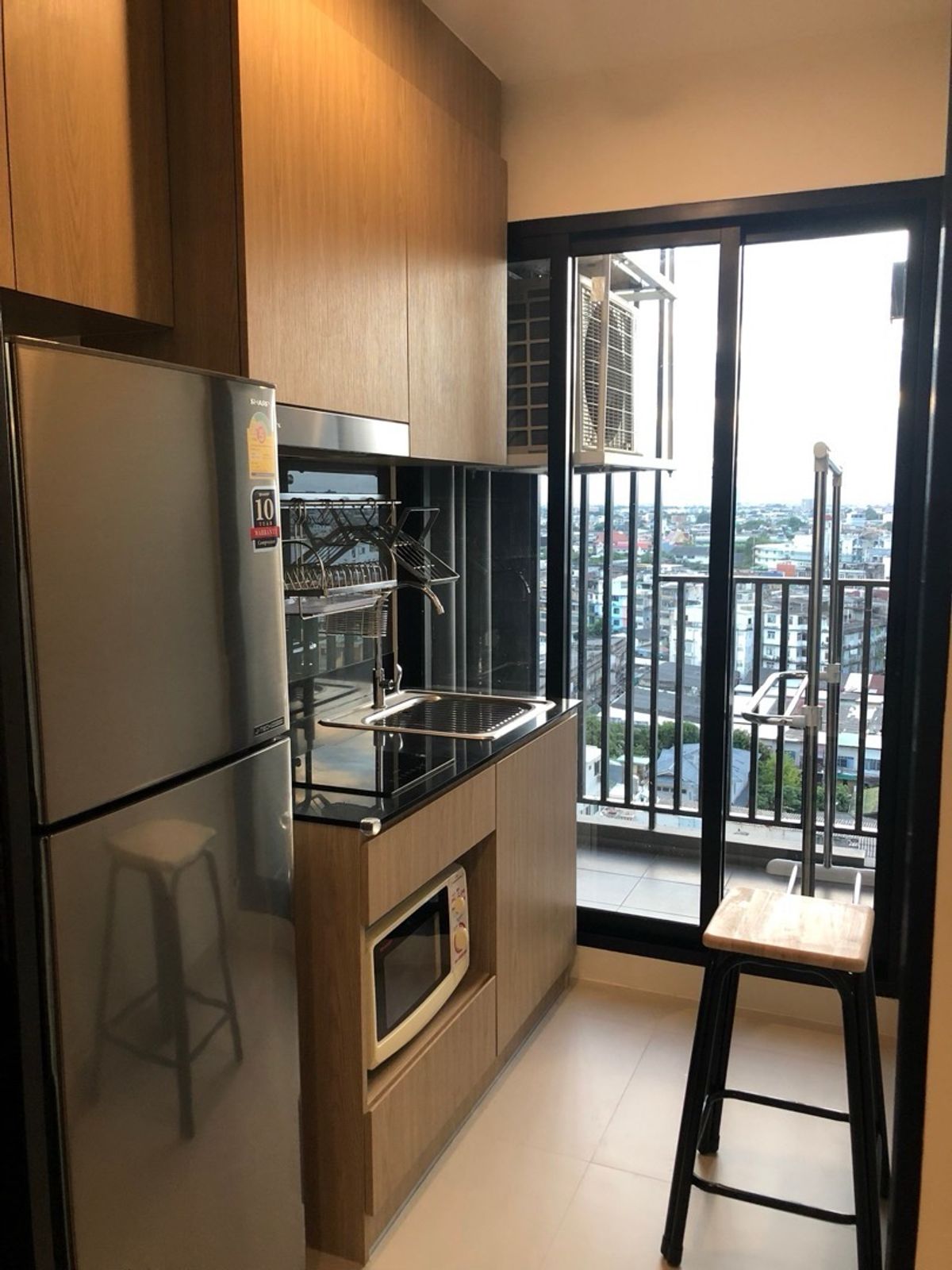 Rent 12,000 ready to have a washing machine.
