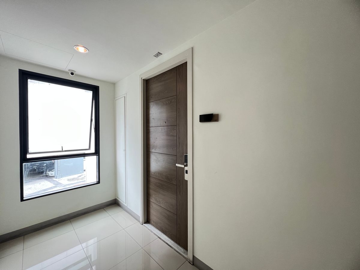 The Niche Mono Sukhumvit 50 : นิช โมโน สุขุมวิท 50, กรุงเทพ The Niche Mono Sukhumvit 50 : นิช โมโน สุขุมวิท 50, กรุงเทพ