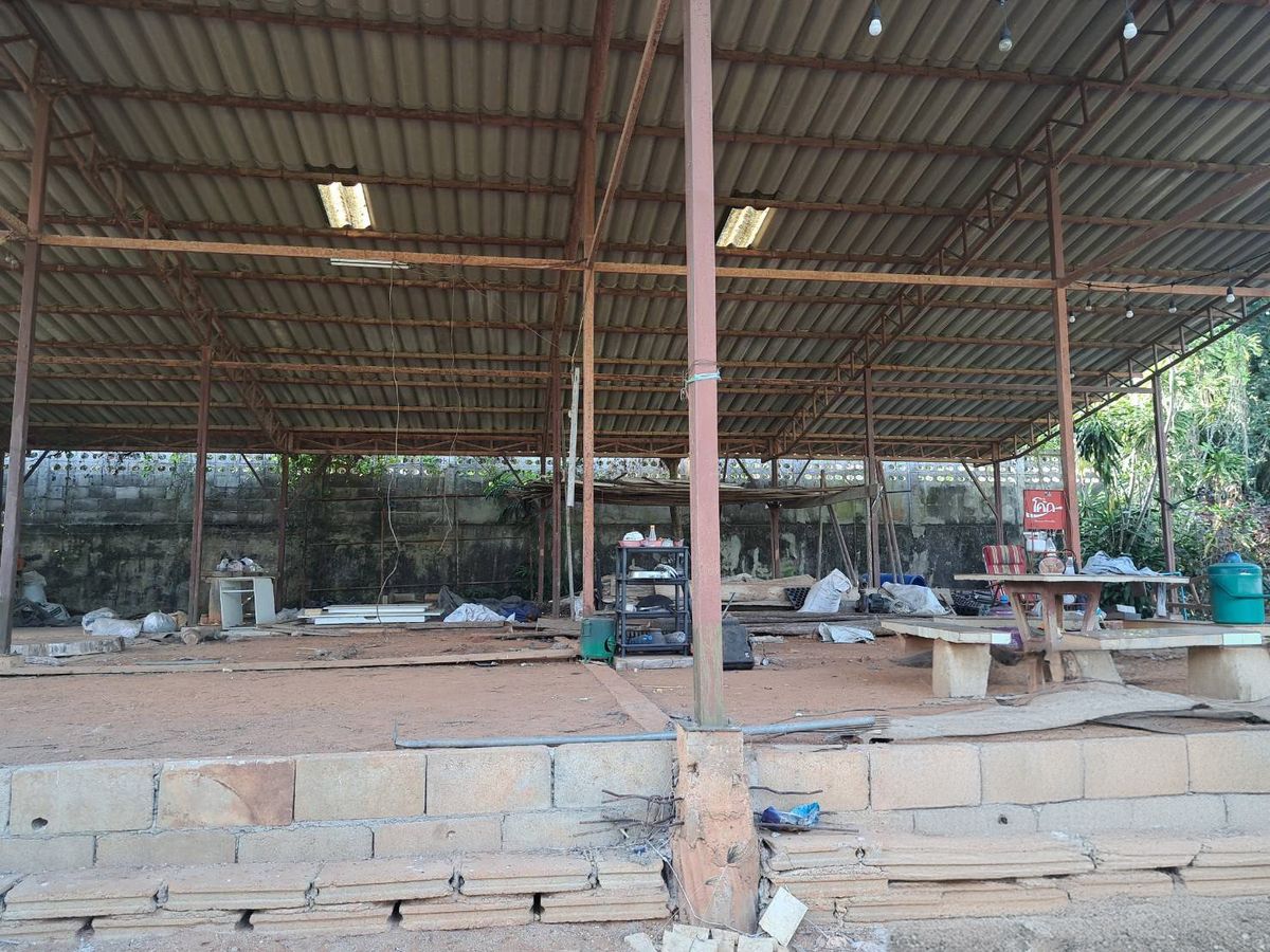 JK 5185834: Outside the Chiang Mai project JK 5185834: Outside the Chiang Mai project