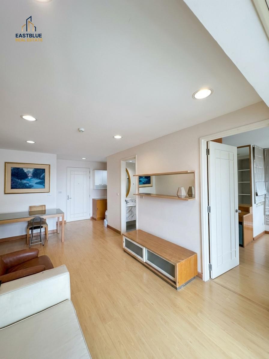 ราคาจริงรวมค่าใช้จ่ายแล้วขายด่วน! คอนโด The Bangkok Condo (Narathiwas) 1 ห้องนอน ใกล้ BTS Chong Nonsi 56 ตร.ม. ราคาเพียง 3.5 ล้าน พร้อมสิ่งอำนวยความสะดวกครบครัน! ราคาจริงรวมค่าใช้จ่ายแล้วขายด่วน! คอนโด The Bangkok Condo (Narathiwas) 1 ห้องนอน ใกล้ BTS Chong Nonsi 56 ตร.ม. ราคาเพียง 3.5 ล้าน พร้อมสิ่งอำนวยความสะดวกครบครัน!
