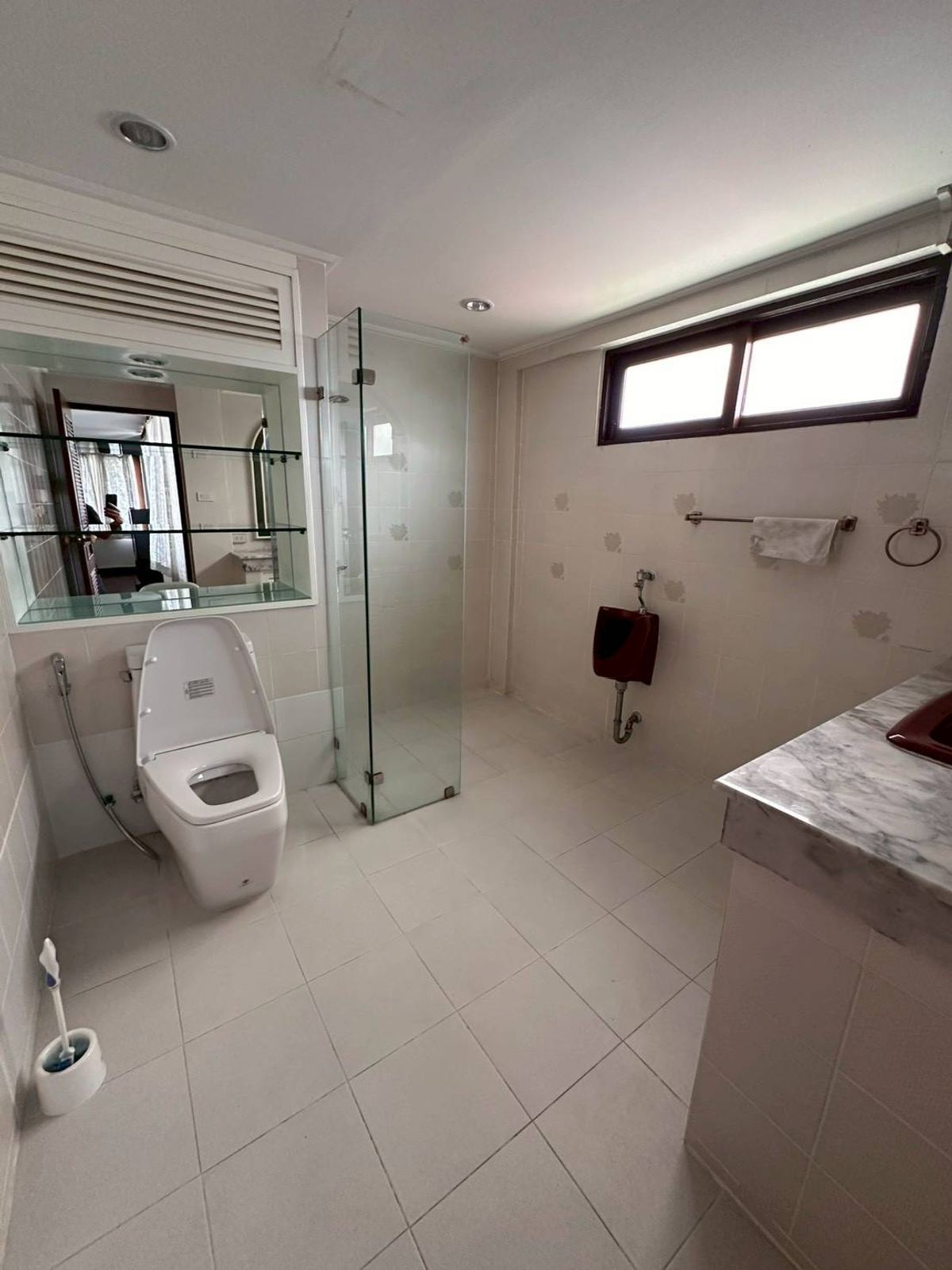 ❖ Prime Location ❖ บ้านเดี่ยว 2 ชั้น 4 ห้องนอน 5 ห้องน้ำ 15 ที่จอดรถ | ขนาดที่ดิน 340.00 ตร.ว. พื้นที่ใช้สอย 800.00 ตร.ม. | ใกล้ BTS สถานีพระโขนง – รูปที่ 4