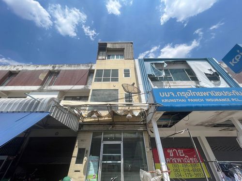 JK 3759259: Commercial building outside the Roi Et Project
