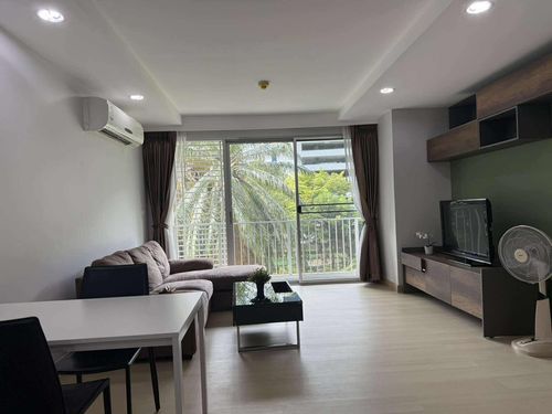 ห้องใหญ่เฟอร์ฯครบพร้อมอยู่⭐ให้เช่า Abstracts Phahonyothin Park (แอ็บสแตร็กส์ พหลโยธิน พาร์ค)