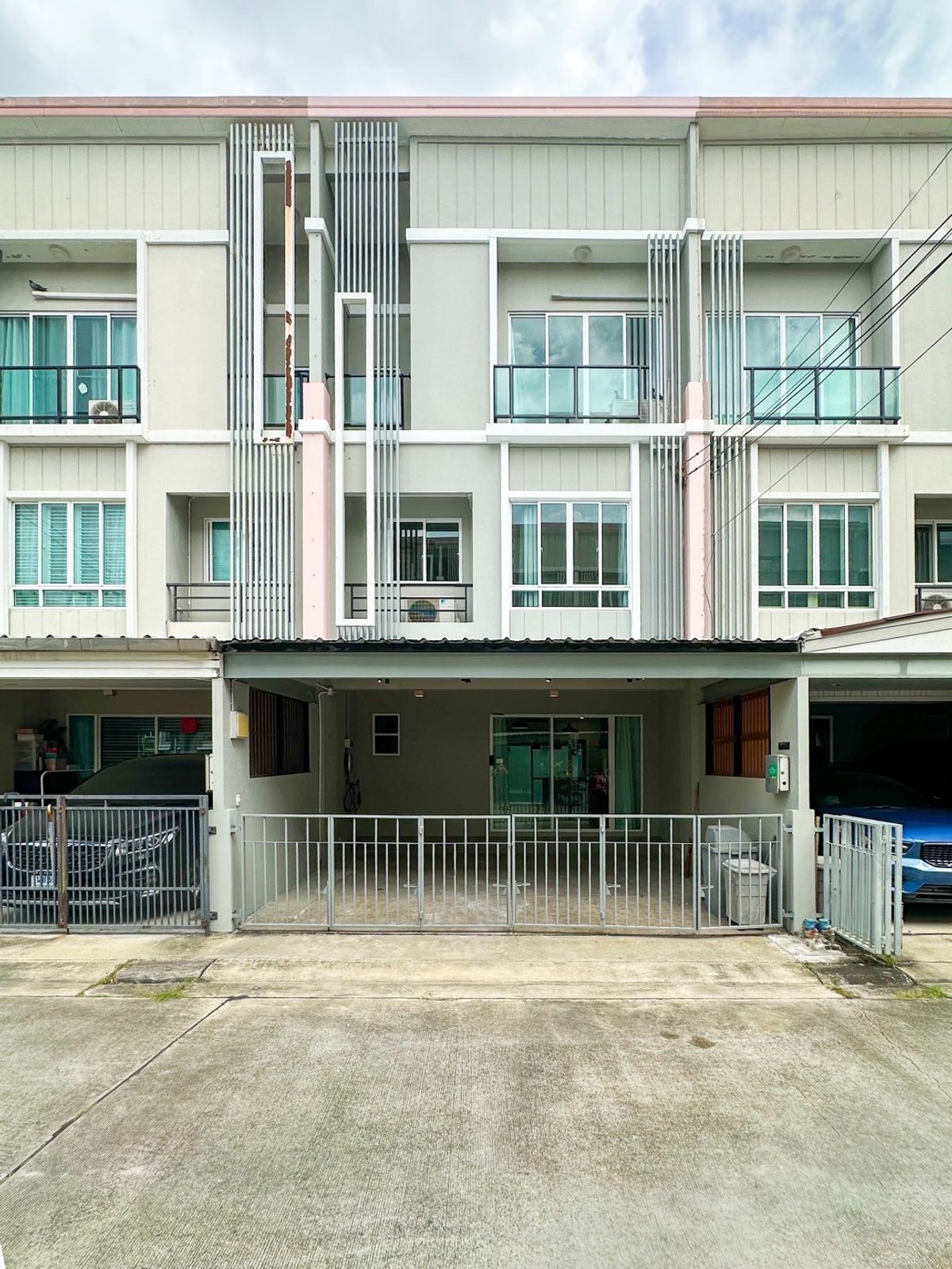 🏡✨ Patio พัฒนาการ 38 รีโนเวทใหม่! ครัวบิ้วท์อินสุดสวย! มีแอร์ครบทุกห้อง! ✨🏡 🏡✨ Patio พัฒนาการ 38 รีโนเวทใหม่! ครัวบิ้วท์อินสุดสวย! มีแอร์ครบทุกห้อง! ✨🏡