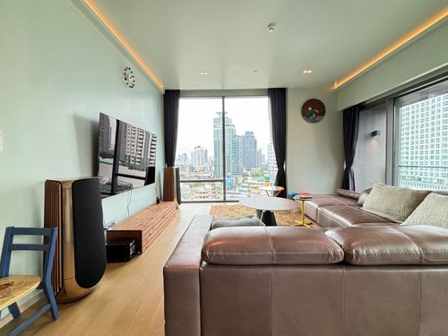 The Strand Thonglor / 2 bedrooms, 2 bathrooms, 107 sq m. Call 0937890899