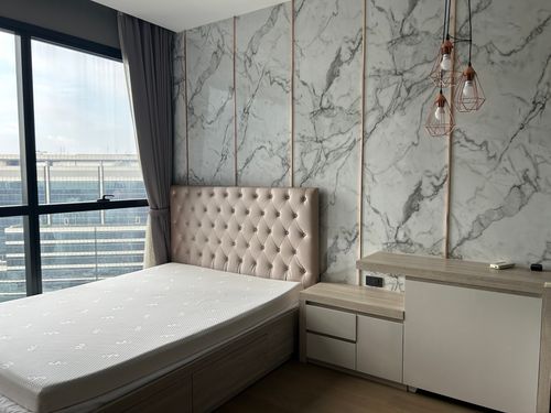 For S A L E : Ashton chula silom the very high floor with incredible price!!
