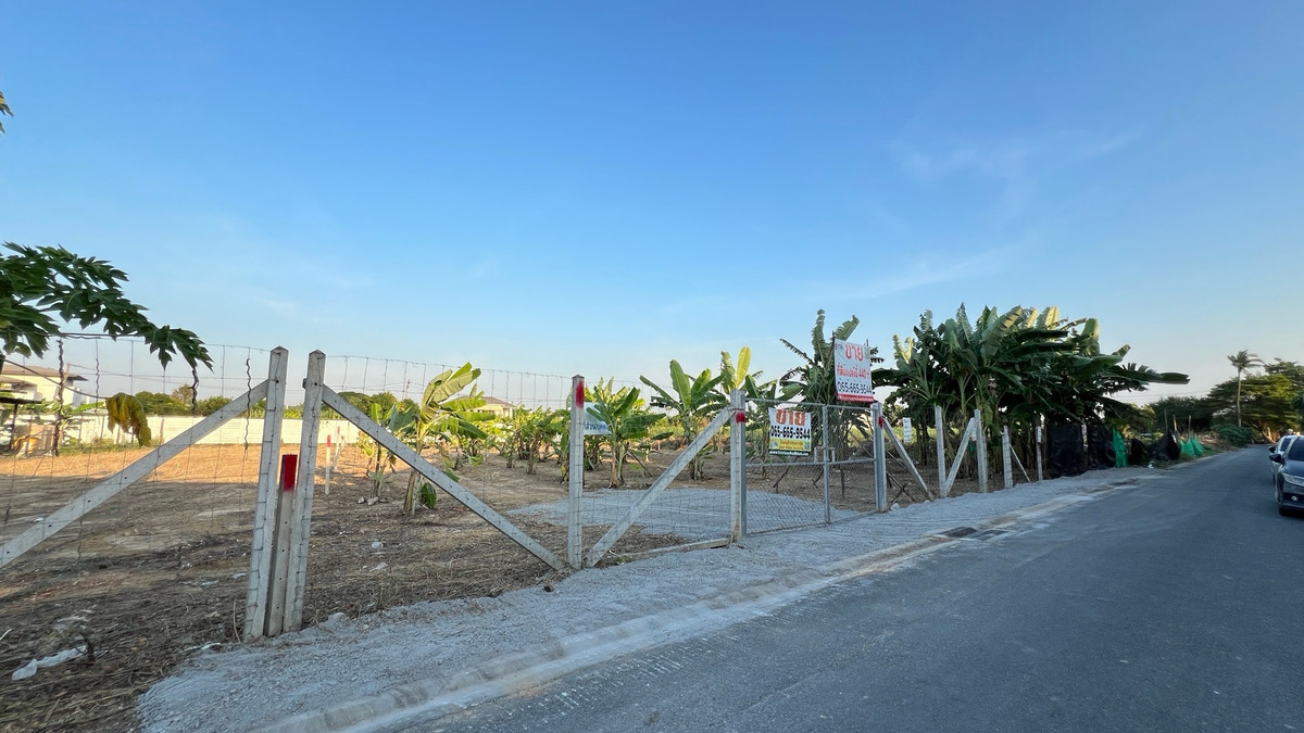 Land for sale 1-0-40 Wah, Bang Khae Kanchanaphisek, Phutthamonthon Sai 2