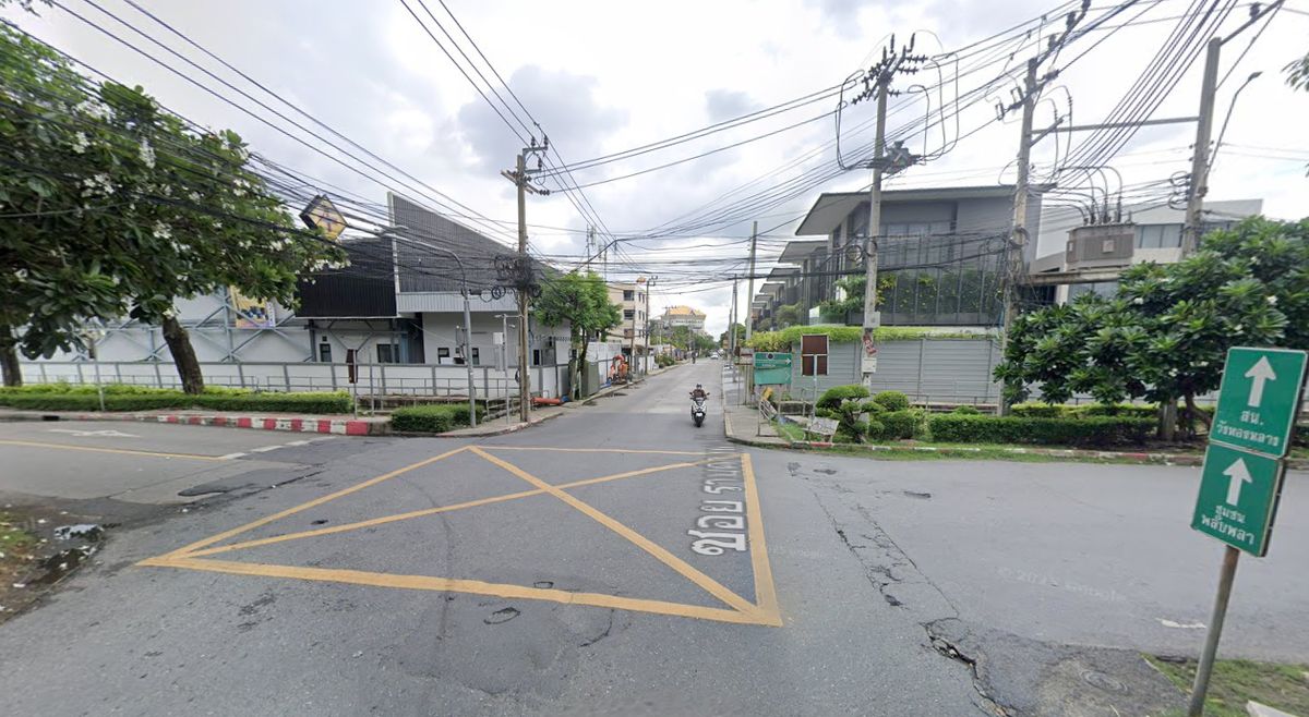 ขายที่ดิน รามคำแหง 21 ถนนนวศรี แปลงสวย ทำเลดี ถนนสวยเขตปรับใหม่ทั้งเส้น เหมาะทำบ้านอยู่อาศัย  – รูปที่ 3