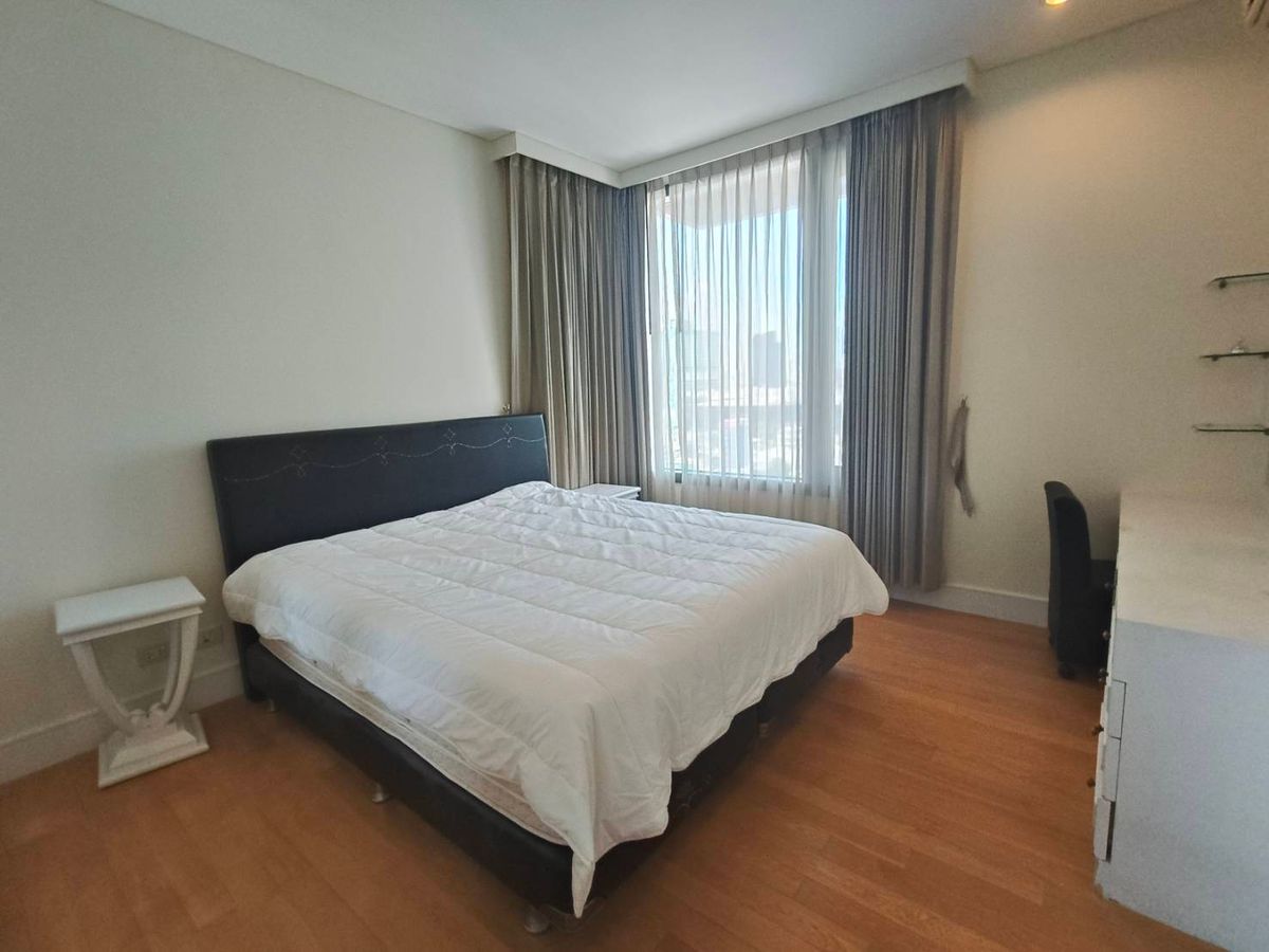 For Rent Pet Friendly Condo : Aguston Sukhumvit 22, 2bed2bath,80.22sqm. ,Balcony Facing South, Good view