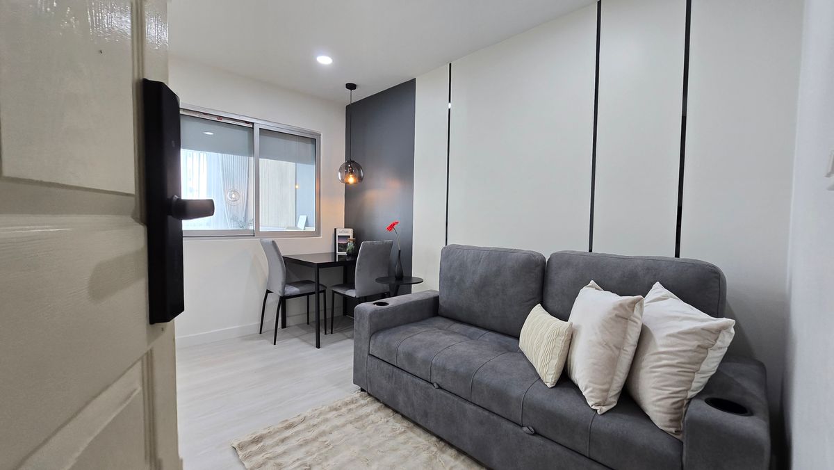 Found a condo near MRT Ladprao 101. Can actually walk. 𝟴, 𝗫𝘅𝘅 Salary 𝟮𝟯𝗞 can borrow together all pairs. Found a condo near MRT Ladprao 101. Can actually walk. 𝟴, 𝗫𝘅𝘅 Salary 𝟮𝟯𝗞 can borrow together all pairs.