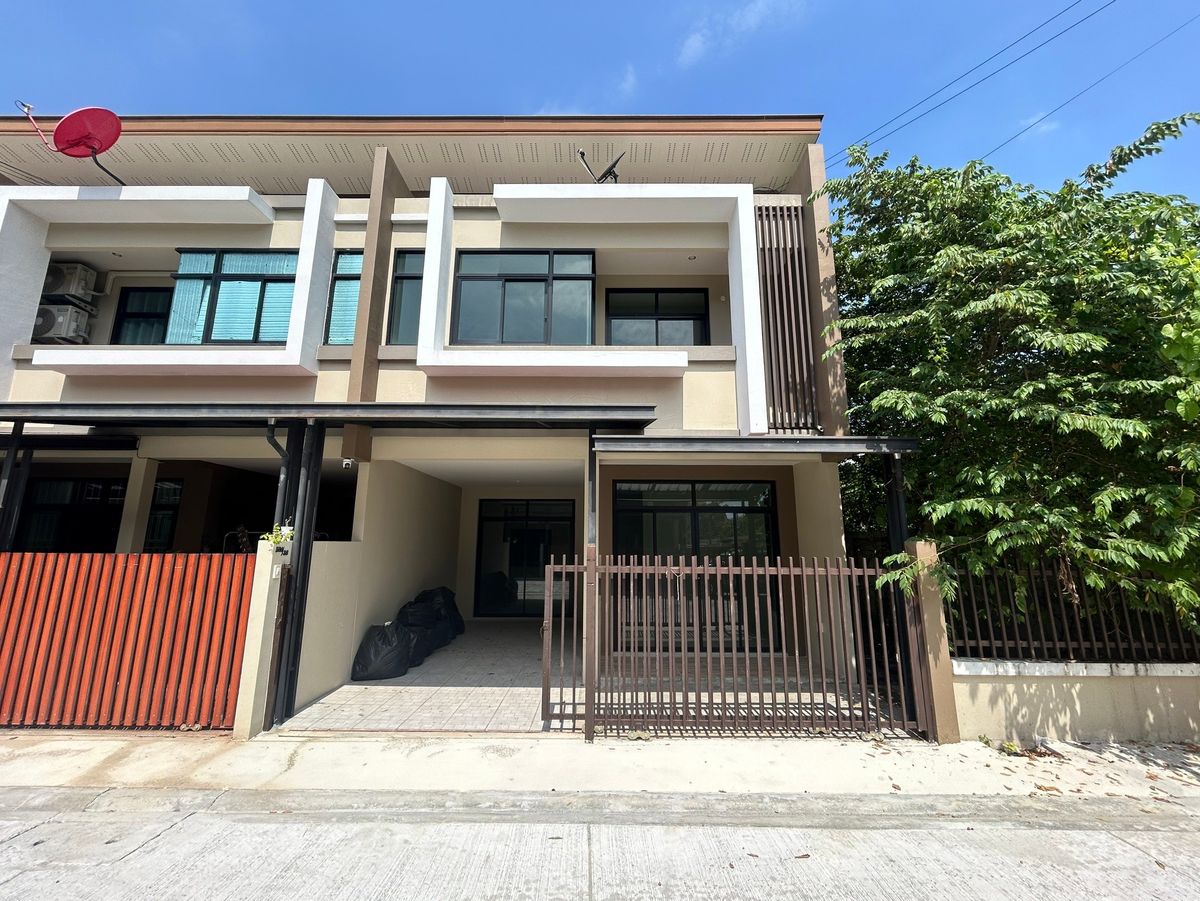 JK 6788812: Baan Thanarin Townhome 6 – รูปที่ 2
