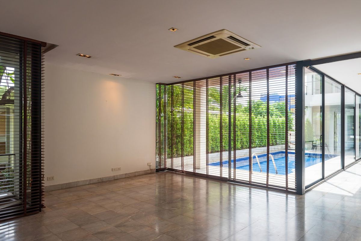 🏡 ให้เช่าบ้านหรู 4 ชั้น ซอยอารีย์สัมพันธ์ พร้อมสระว่ายน้ำ | 750 ตร.ม. | ค่าเช่า 220,000/เดือน – รูปที่ 2