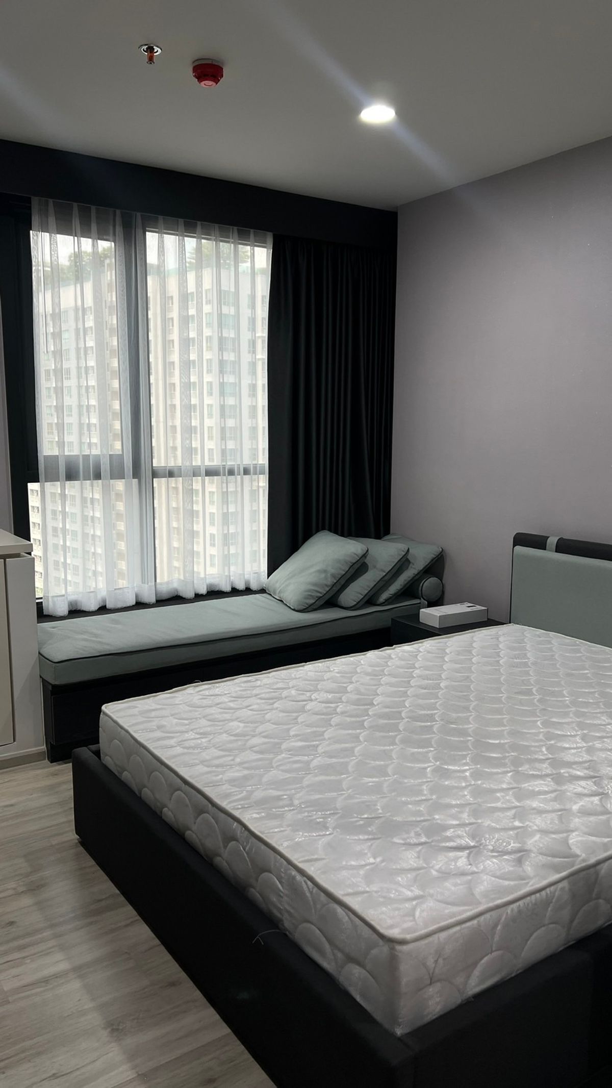 Selling 1 bedroom 28.18 sq.m. XT Huai Khwang XT Huaikhwang