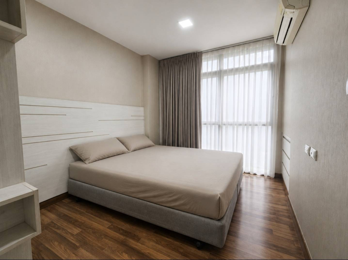 Condo for sale Clover Ladprao 83, electric train (BTS Yellow Line) Condo for sale Clover Ladprao 83, electric train (BTS Yellow Line)