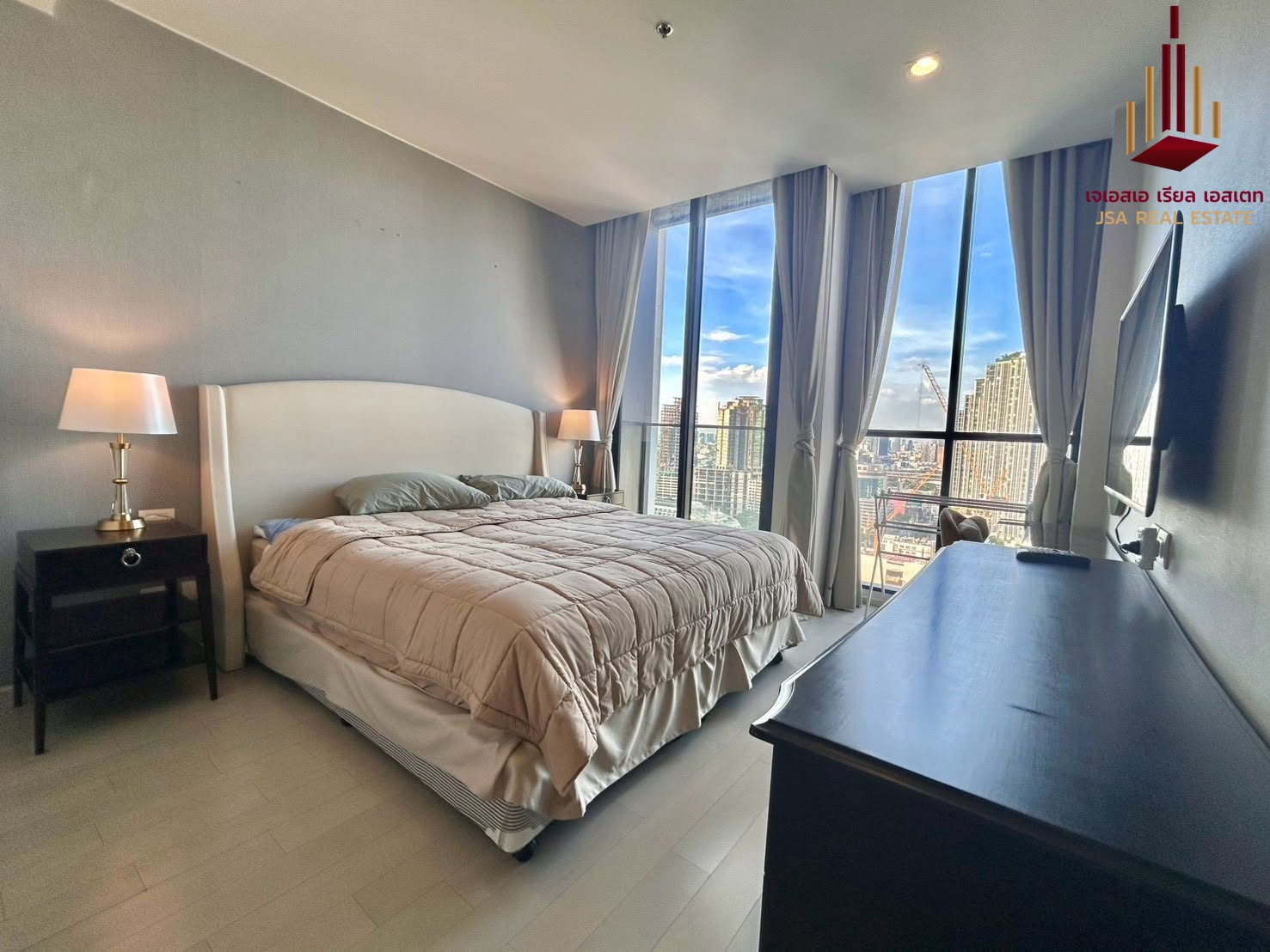✨ For Rent: Noble Ploenchit Condo ✨ 💰 Only 82,000 THB/month ✨ For Rent: Noble Ploenchit Condo ✨ 💰 Only 82,000 THB/month