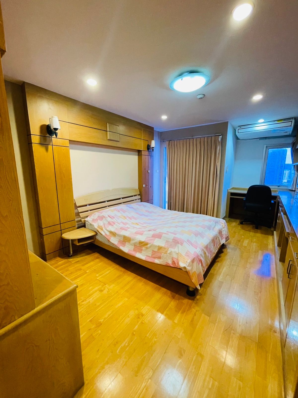 ให้เช่าคอนโดสารินเพลส 2 ห้องนอน 2 ห้องน้ำ ห้องมุมวิวเมืองพร้อมอยู่ ให้เช่าคอนโดสารินเพลส 2 ห้องนอน 2 ห้องน้ำ ห้องมุมวิวเมืองพร้อมอยู่