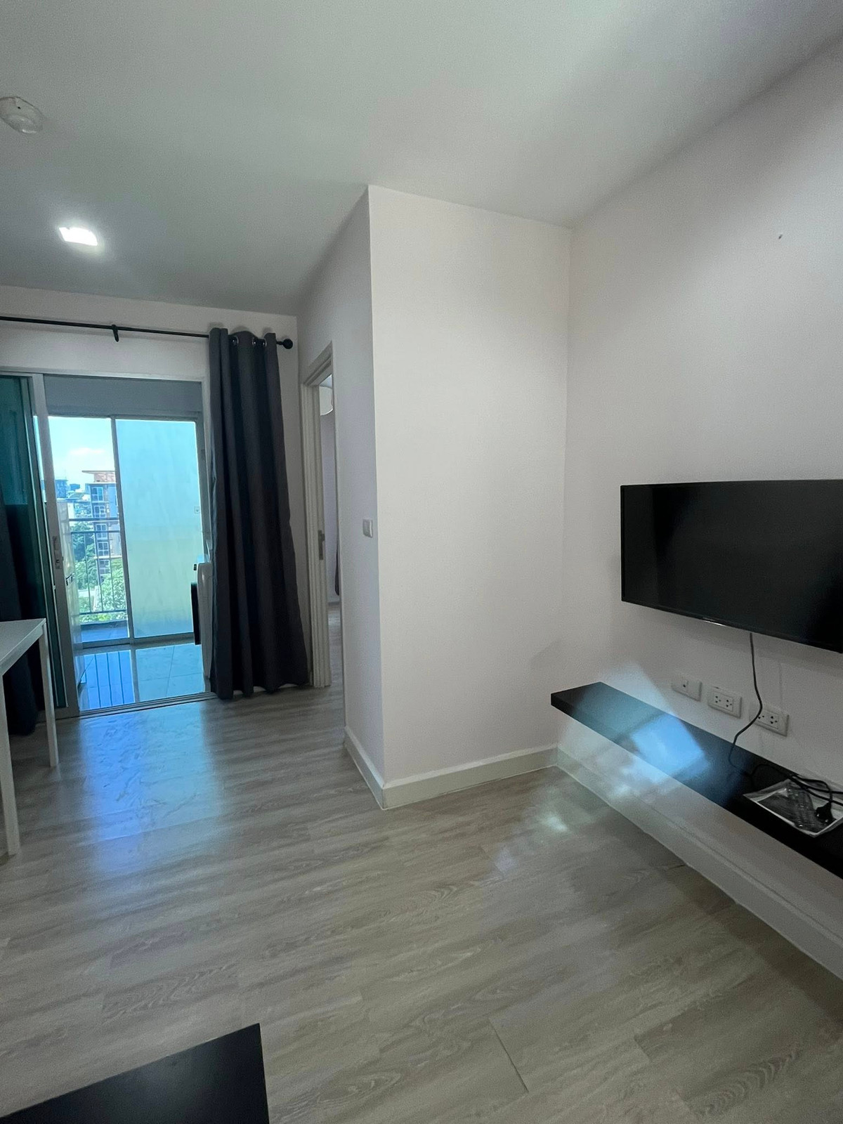 ห้องใหญ่สวยวิวสระ เฟอร์ฯครบราคาดีมาก!!⭐Metro Luxe Kaset (เมโทร ลักซ์ เกษตร) – รูปที่ 3