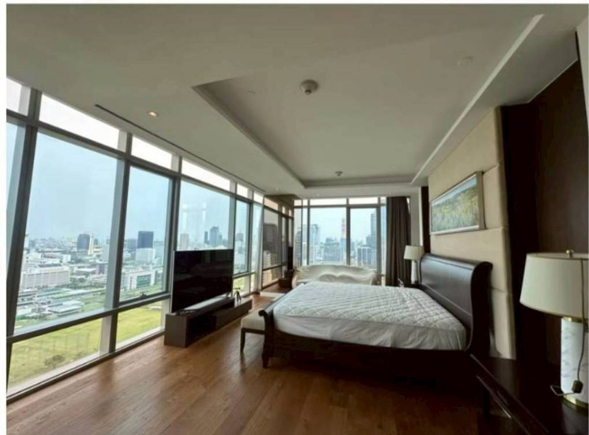 ขาย 185 Rajadamri penthouse ชั้น27 3bed 4bathพิเศษ150ล้าน ราคาต็ม188ล้าน ขาย 185 Rajadamri penthouse ชั้น27 3bed 4bathพิเศษ150ล้าน ราคาต็ม188ล้าน