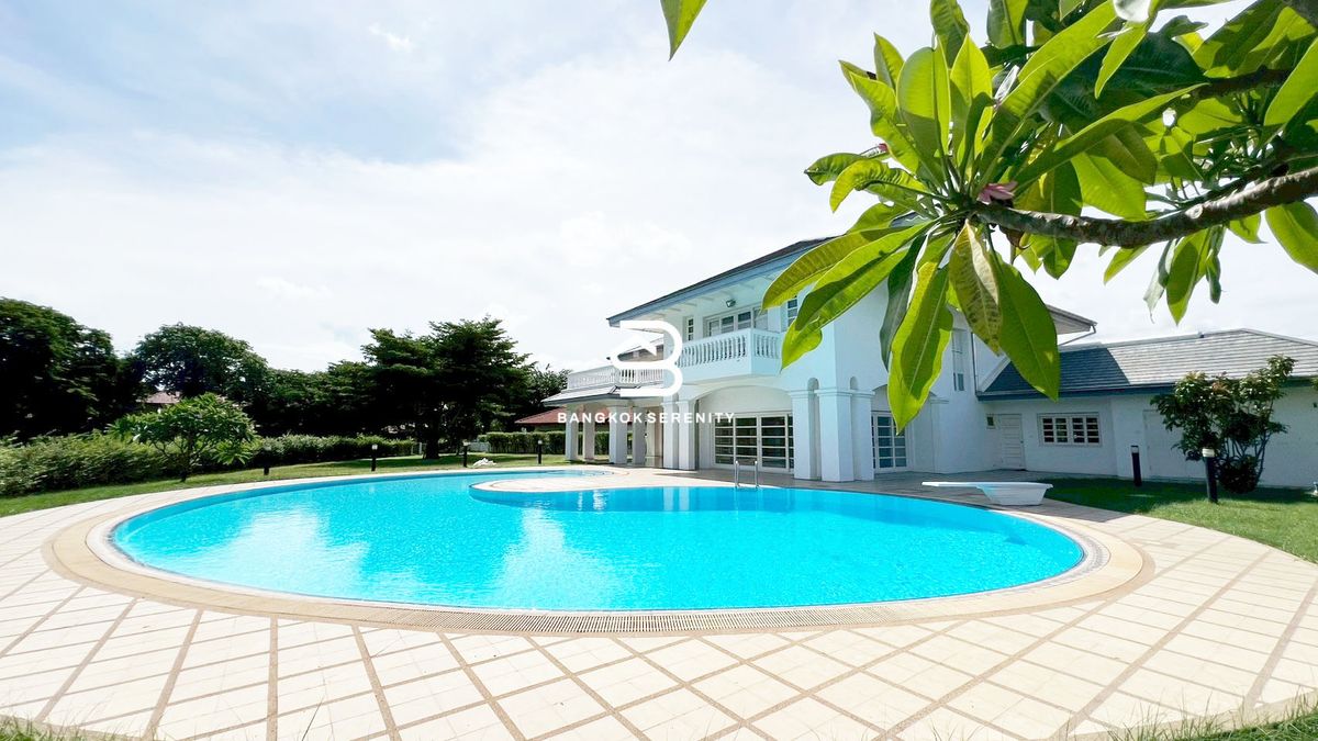 House for Rent with Private Pool in Bangna House for Rent with Private Pool in Bangna